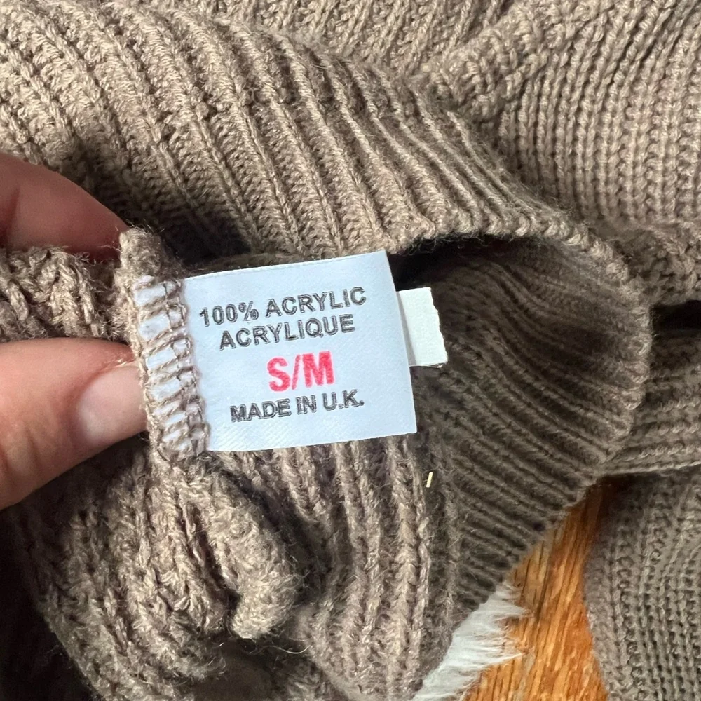 (2) sweaters - S/M - Picture 7 of 7